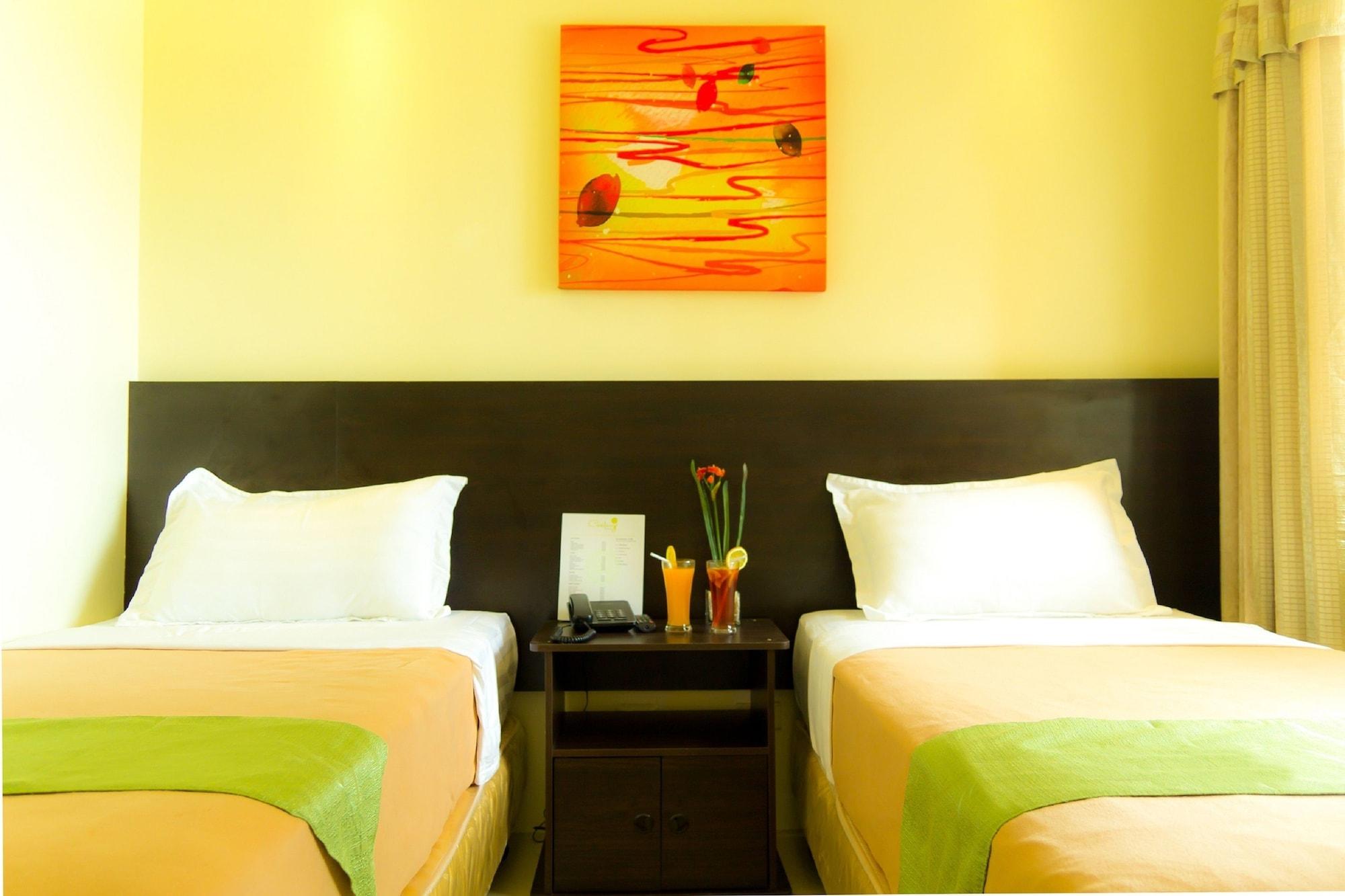 Canberry Hotel Cebu Exterior photo
